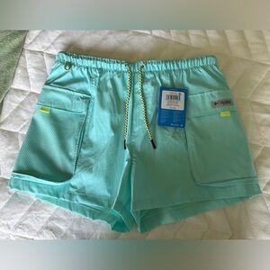Columbia Teal Shorts with Mesh Pockets